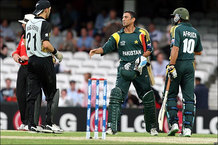 Decision review system starts with New Zealand-Pakistan Test 